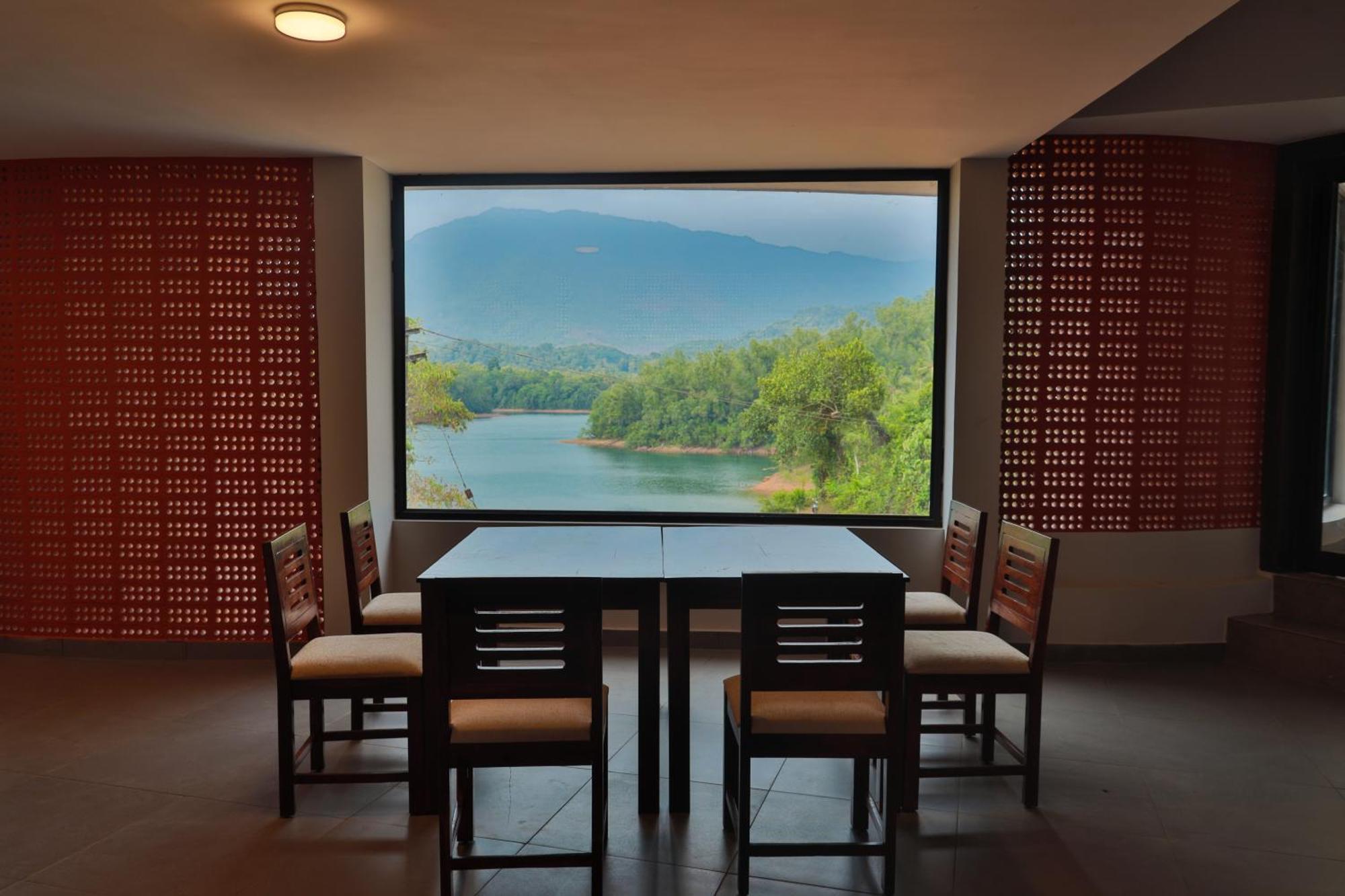 Hotel Serene Aqua Hills Kozhikode Mennanyam Exterior foto